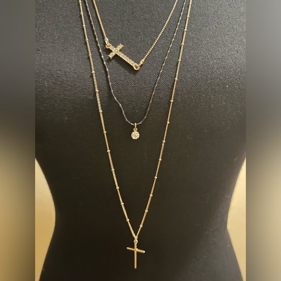 Express Necklace - 3 Row Multi Chain Pendant Necklace - Gold & Black - Picture 2 of 8